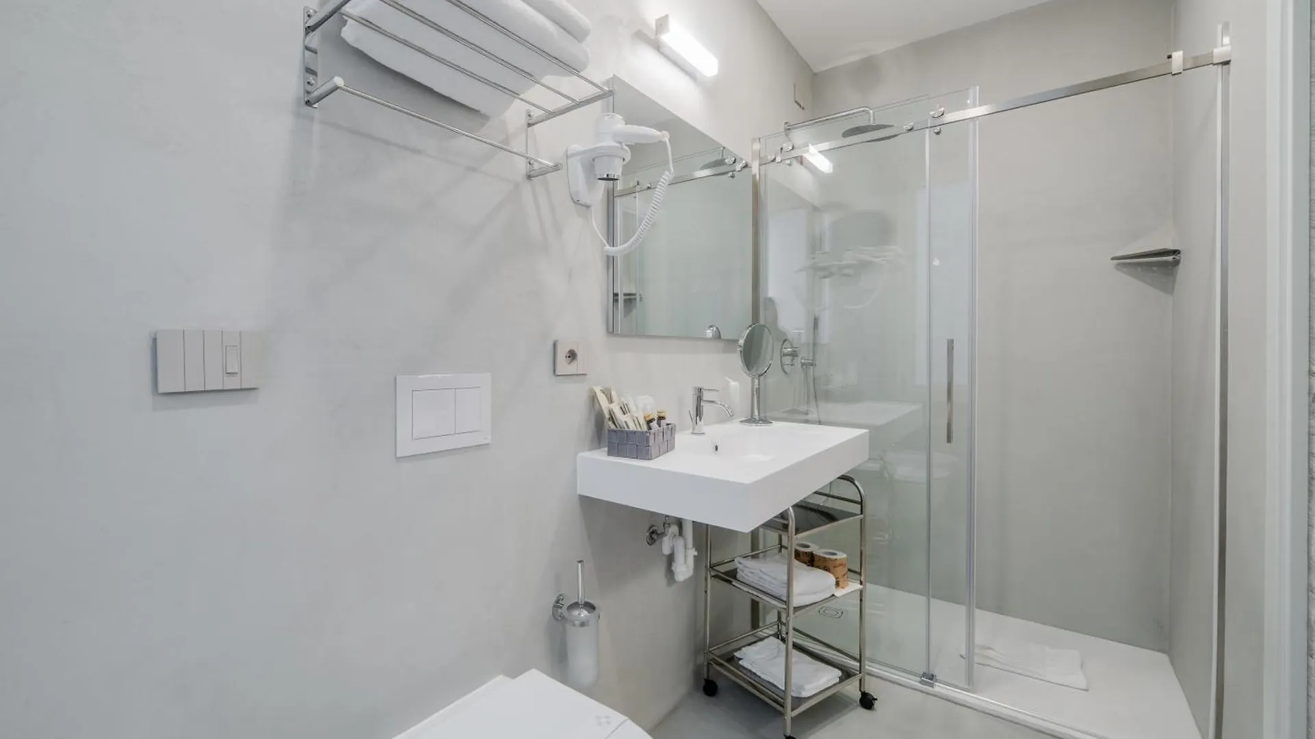 Milano Ticinese Guest House