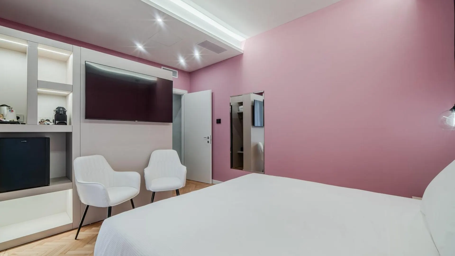 Milano Ticinese Guest House 0*, Milan