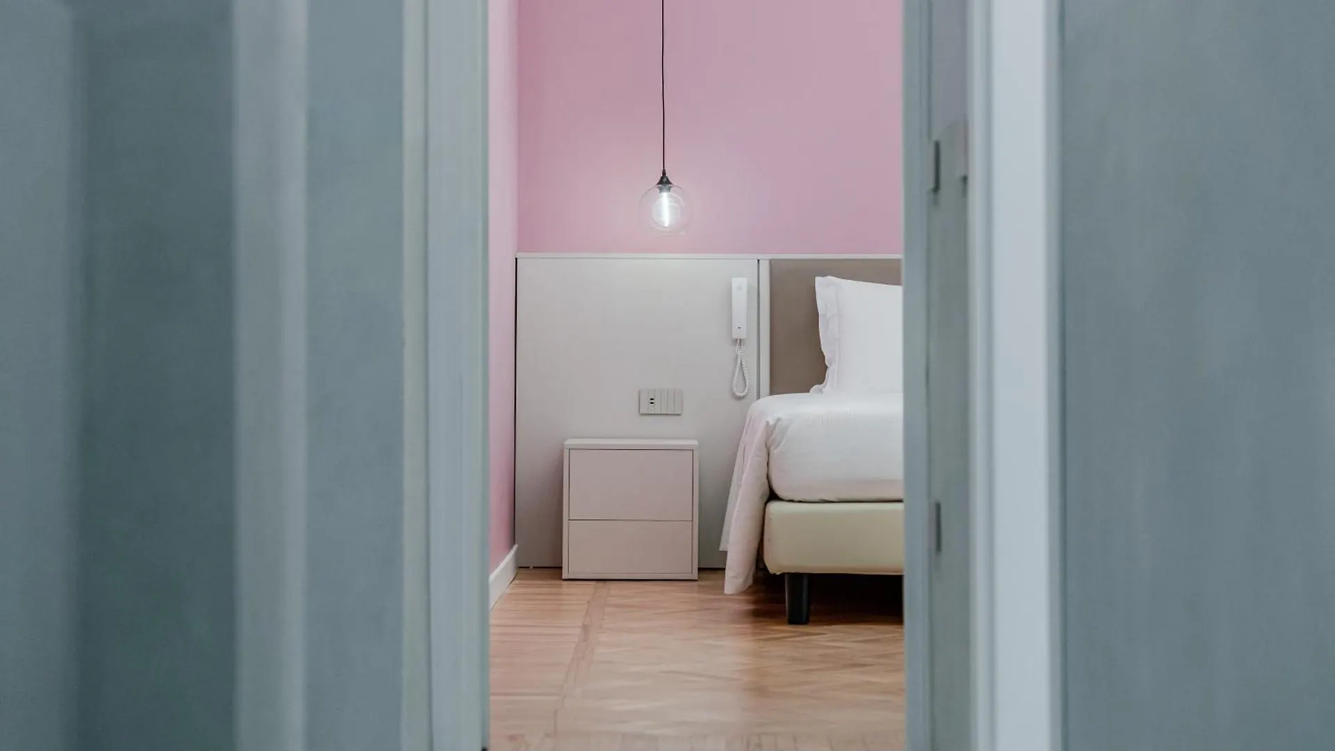 Milano Ticinese Guest House 0*, Mailand Italien